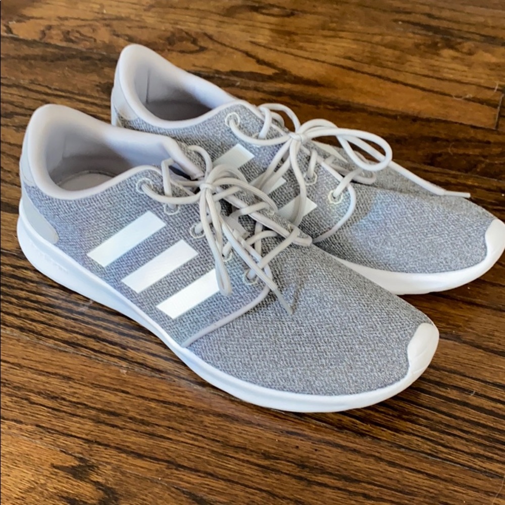 Adidas cloudfoam sneakers